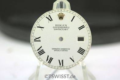 Rolex Oysterquartz dial