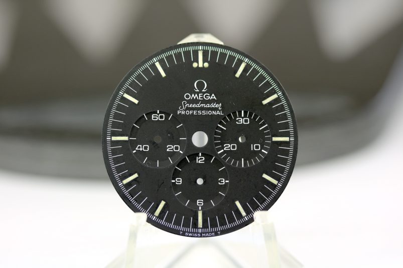 OMega Speedmaster professional dial