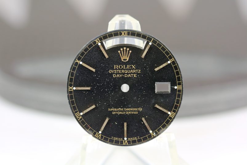 Rolex oysterquartz dial