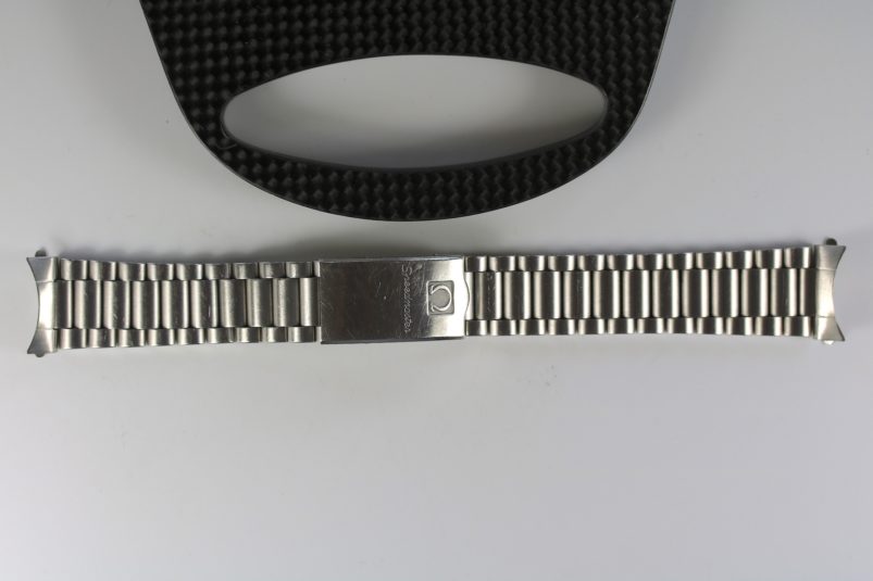 Omega 1459/810 bracelet