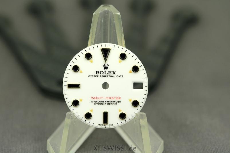 Rolex Zifferblatt für Yachtmaster 68623/68628 medium size Gelbgold in sehr guter Erhaltung, Leuchtmittel ist Tritium. Durchmesser / Diameter: 23,7 mm Rolex dial for Yachtmaster 68623/68628 medium size yellow gold in very good condition, Lume is tritium.